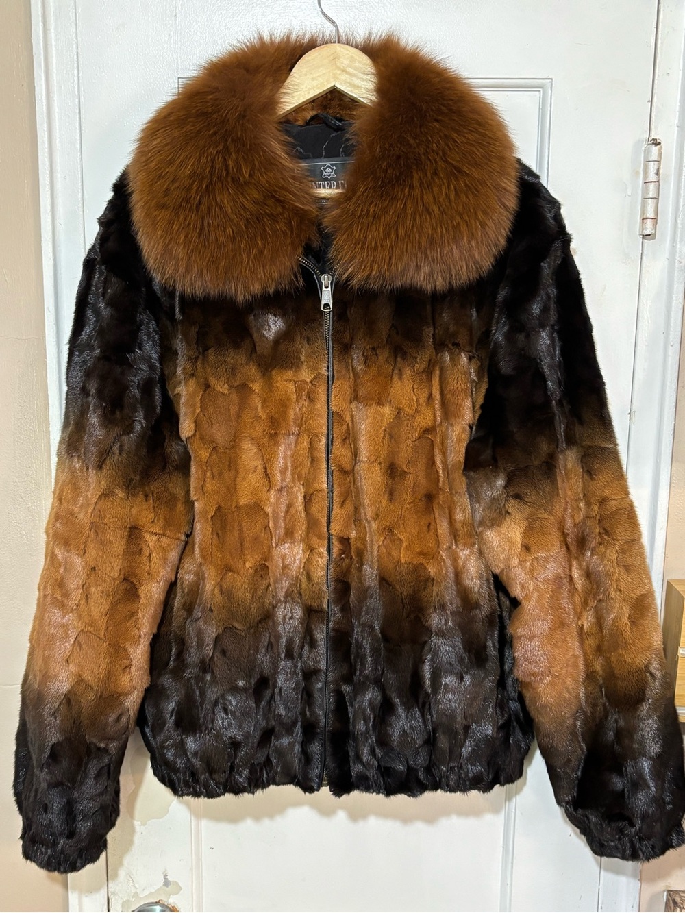 WINTER FUR NEW YORK MINK AND FOX COLLAR MENS.